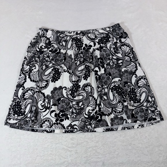 Title nine Dresses & Skirts - Title Nine Paisley Skirt Pull On Black White Women's L Cotton Blend Pockets